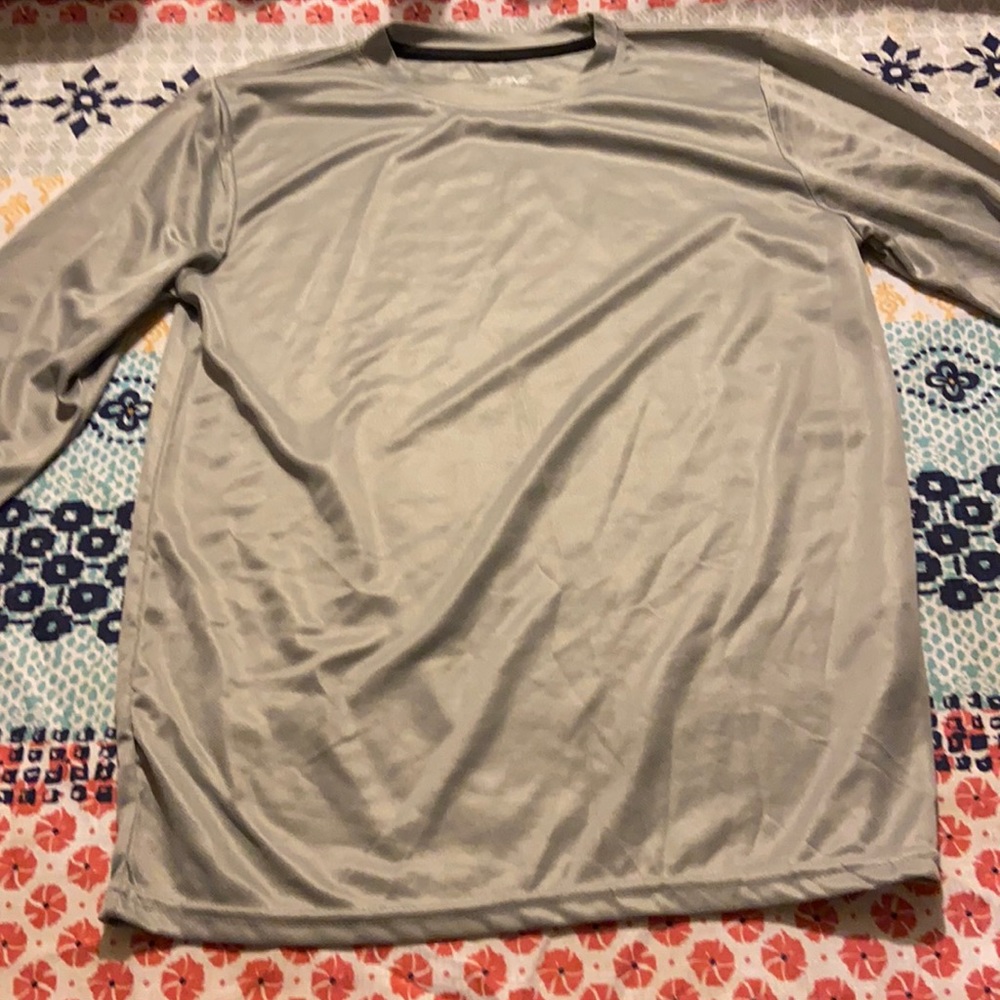 Long sleeve T-shirt gray